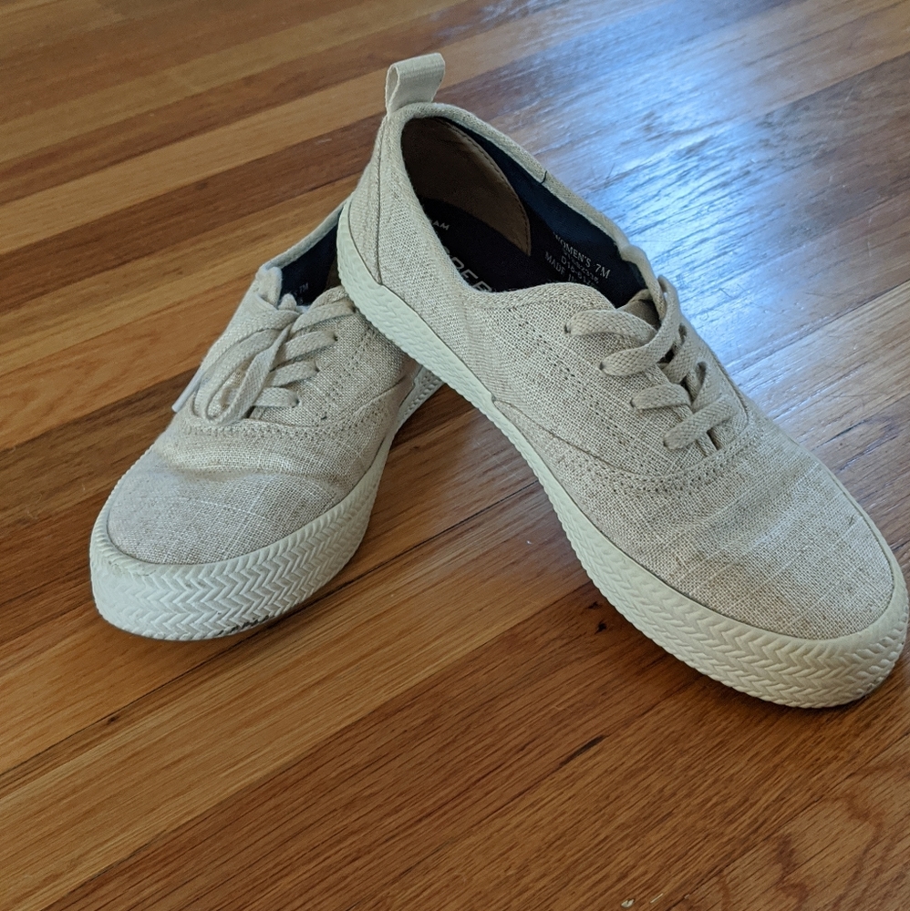 Shoes - Picture 2 of 2